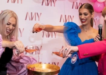 Jasmina Alagič a Vanda Janda pokřtily tekuté matné rtěnky ANY Liquid Mattes