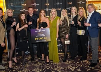 Lela Vémola, Dominika Mesarošová či Jan Kopečný si zahráli charitativní poker, aby přispěli na Nadační fond Andrey Verešové