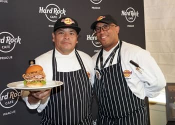 Bohemian Legend Burger bude zastupovat Českou republiku v soutěži Hard Rock World Burger Tour